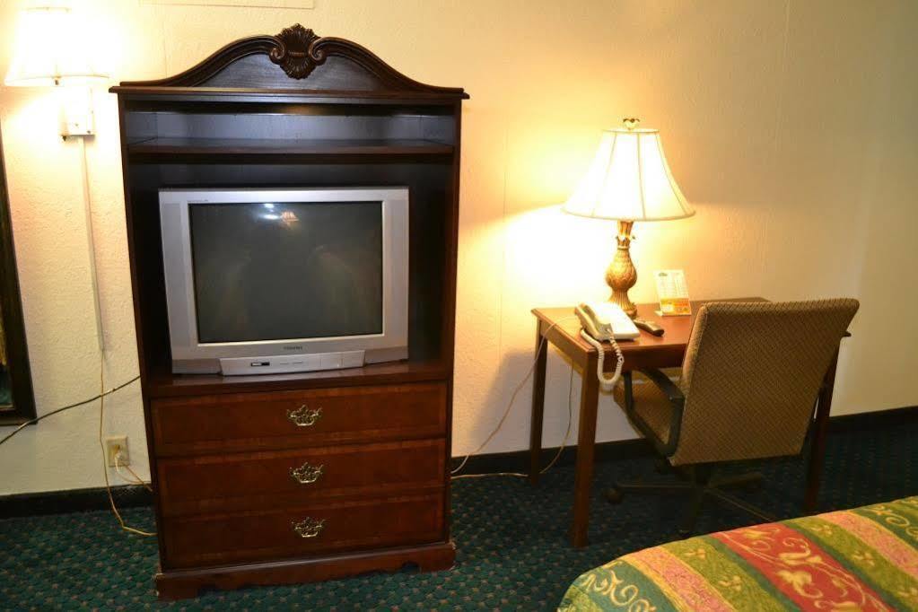 Masters Inn Augusta Washington Rd, I-20 Экстерьер фото